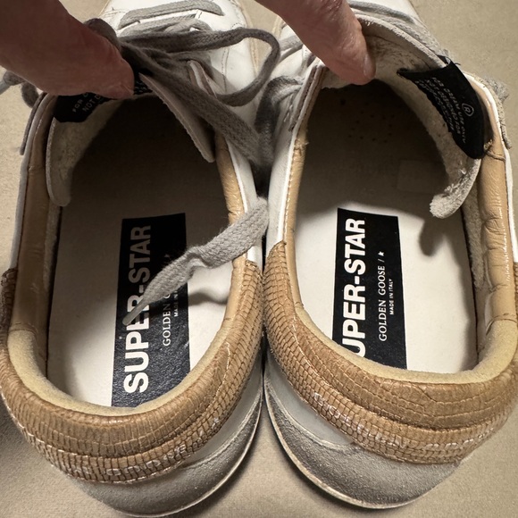 Golden Goose Superstars - Picture 5 of 6